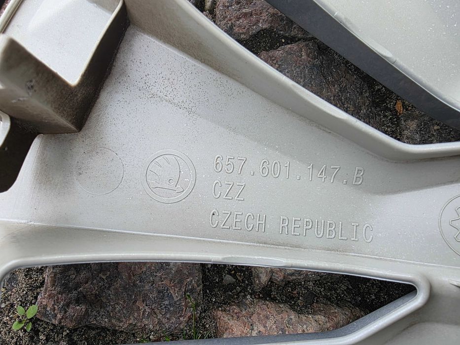 Oryginalne kołpaki SKODA 16"