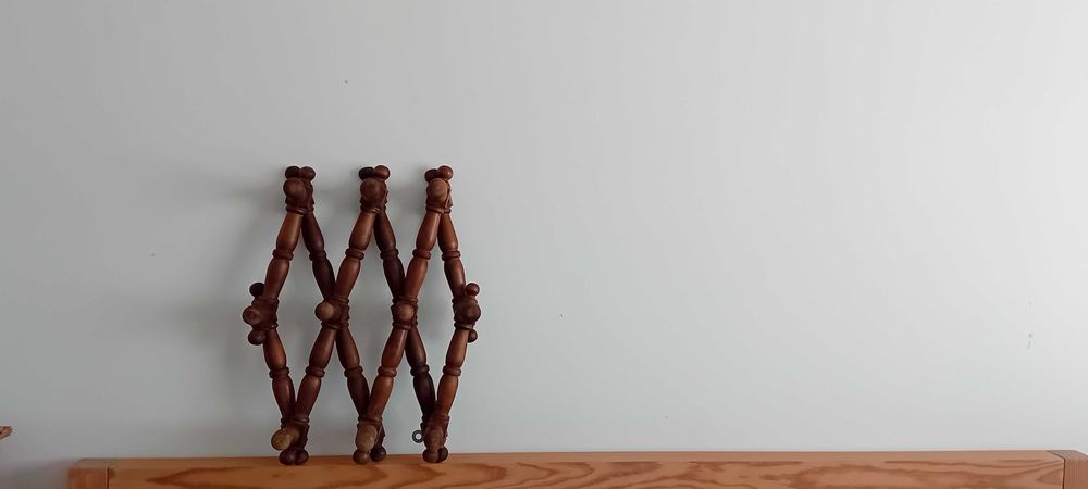 Cabide Vintage de Madeira Articulado