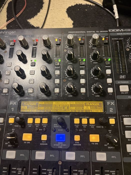 Berhinger DDM4000