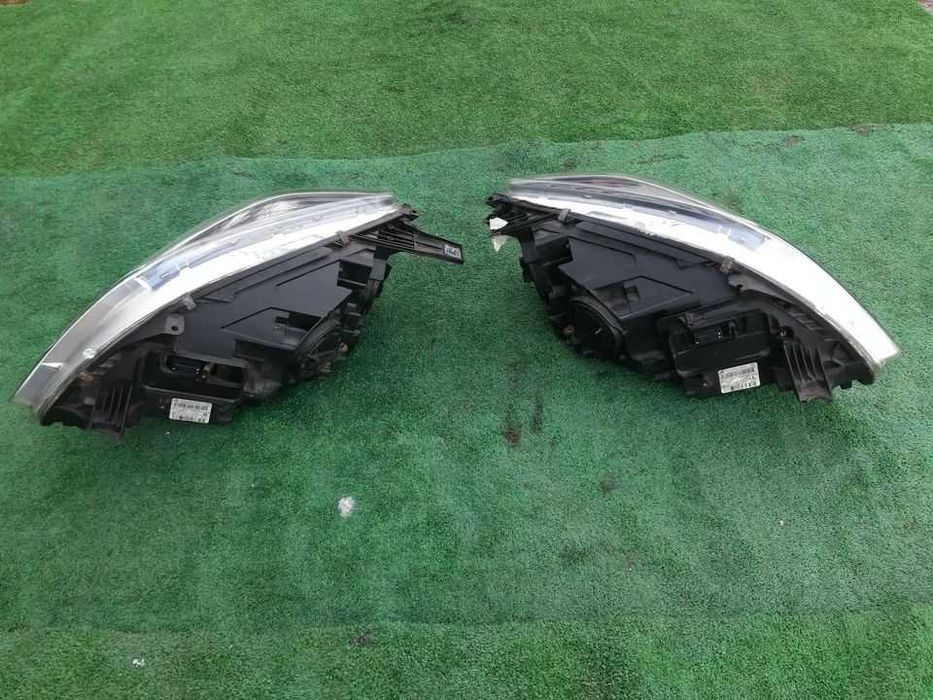 Óticas/Faróis Mercedes-Benz R w251