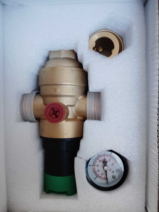 Reduktor ciśnienia wody