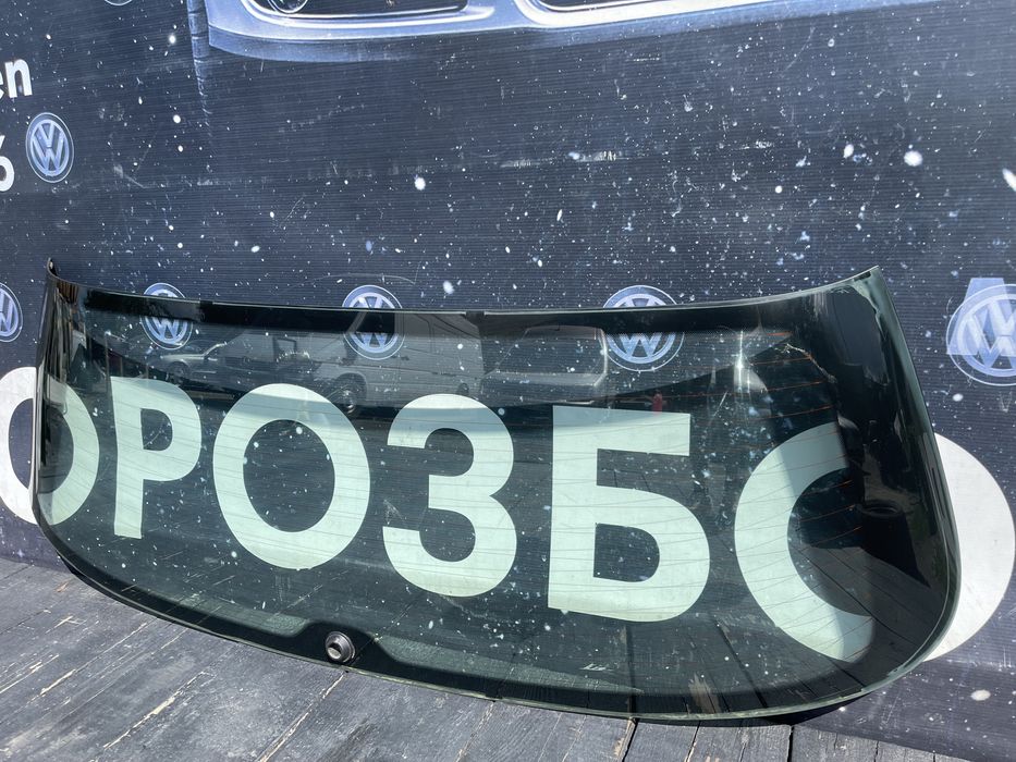 Скло ляди Пассат Б6 стекло ляди Пассат Б6 стекло кришкы багажника Б6