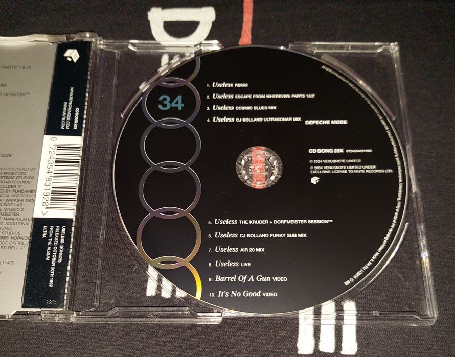 Depeche Mode Useless CD BONG 28X ( DM Singles – 34 ) 2004