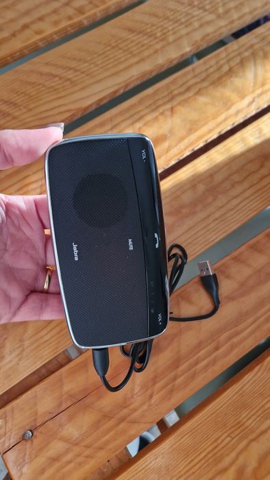 Kit mãos livres e coluna bluetooth p/ carro JabraCruiser2