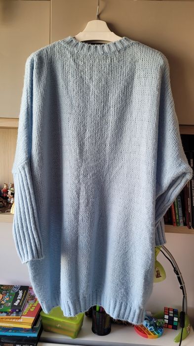 Błękitny mięciutki sewter damski oversize długi rozm.XL