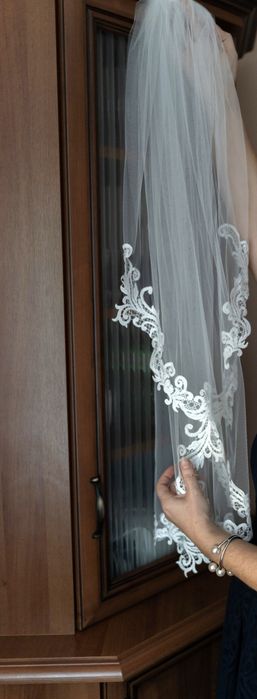 Sprzedam welon z koronką. Zapraszam