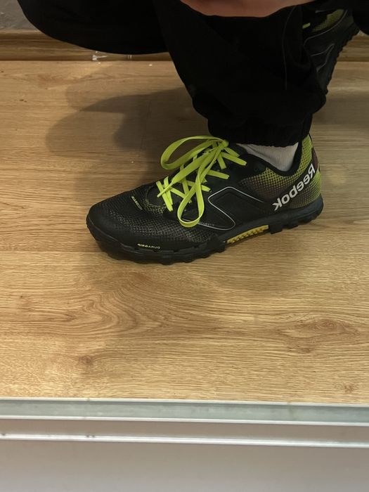 Чорні кросівки reebok оригінал