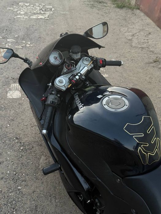 Kawasaki zx6r 636