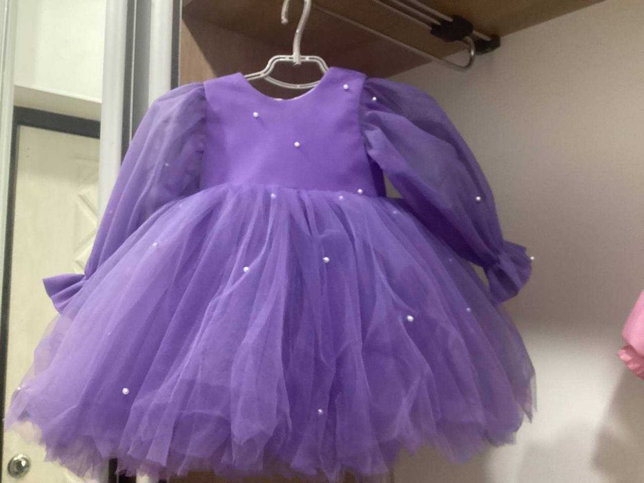 Дуже гарне плаття на 1 рік 80 розмір