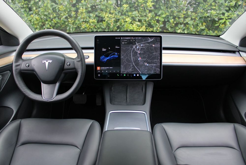 Tesla Model 3 Standard Range Plus RWD