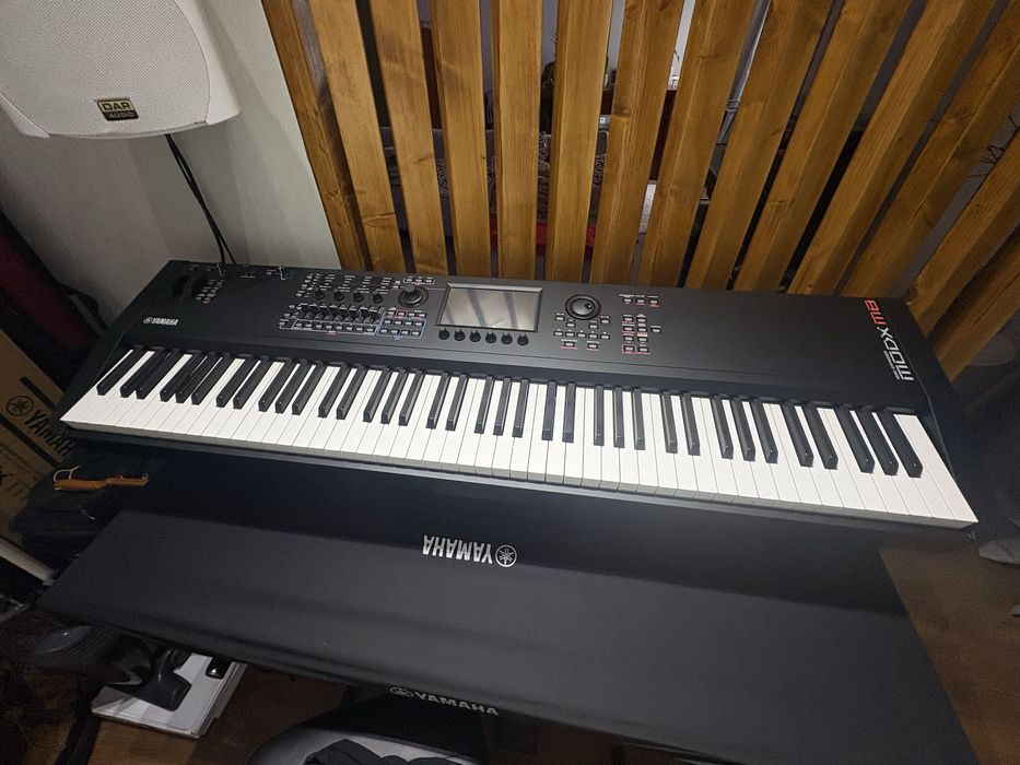 Yamaha MODx M8 88 teclas