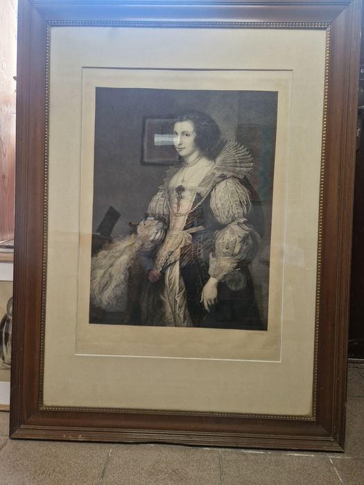 Dwie duże grafiki w pięknych ramach