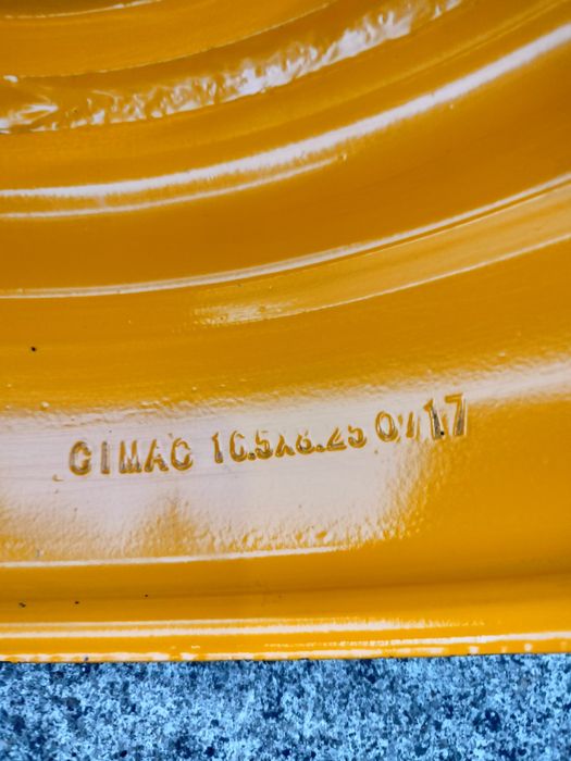 Felgi koparko ładowarka 16.5x8.25. 24XDW14L