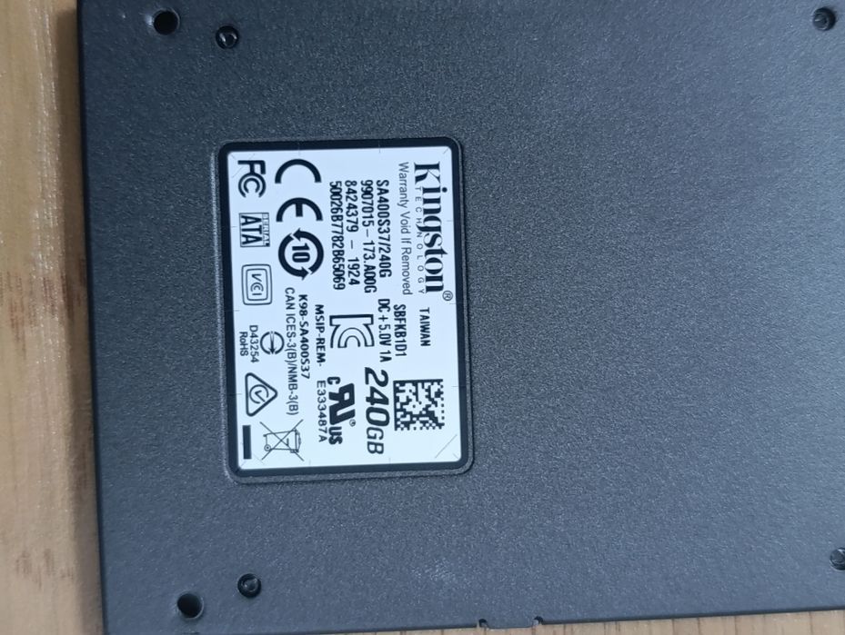 SSD диск Kingston SSDNow A400 240GB 2.5" SATAIII 3D TLC (SA400S37/240G)