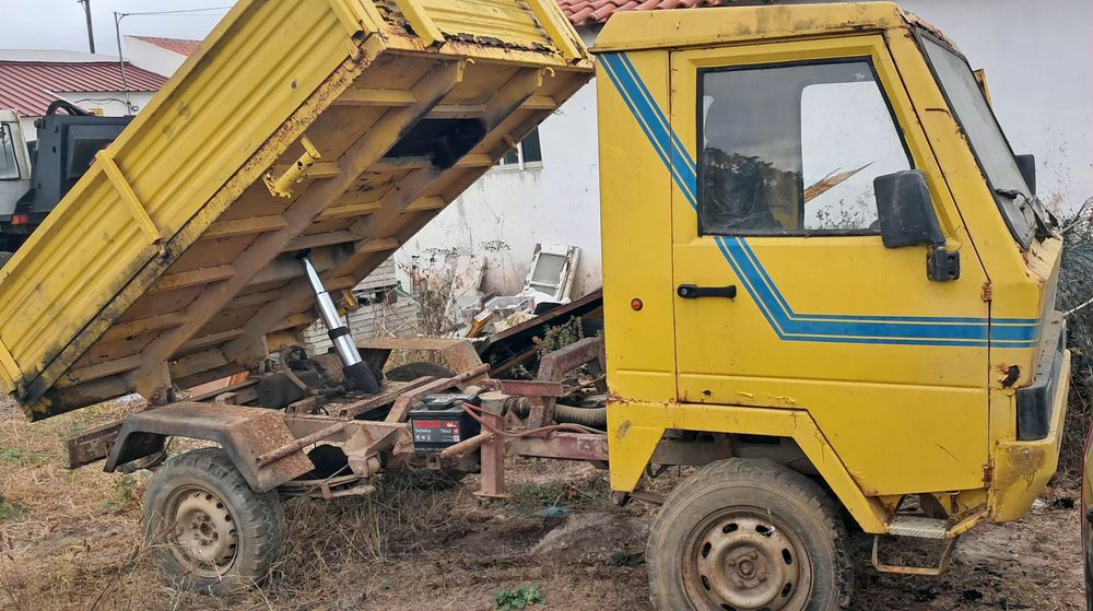 Tratocarro ou motoagricola 4x4 usada