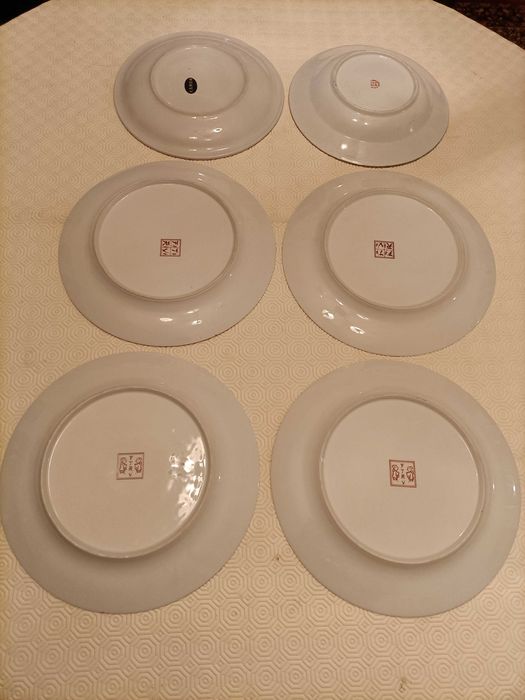 18 Pratos Chineses 23/27 cm