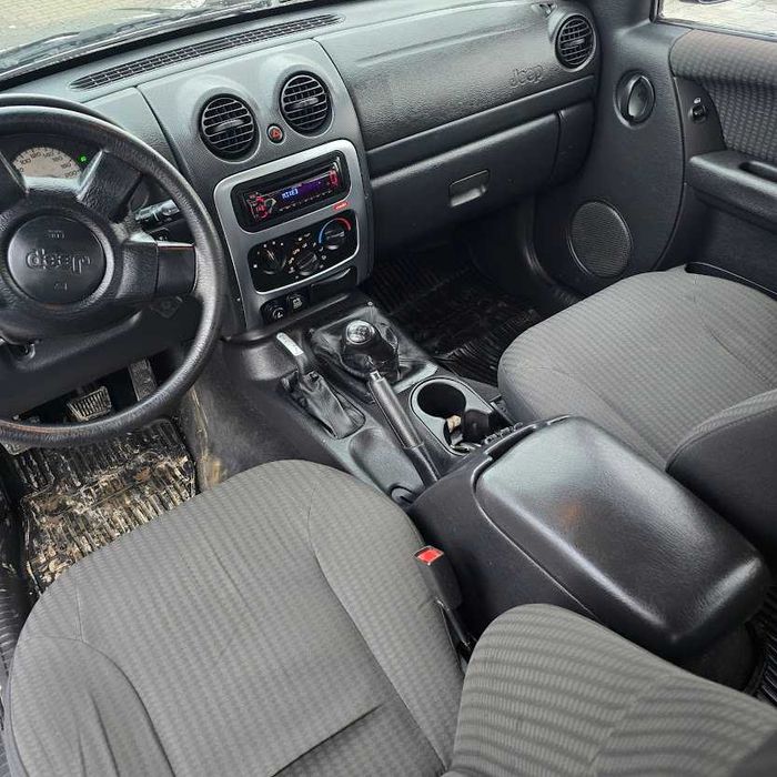 Jeep Cherokee 2.5 CRD