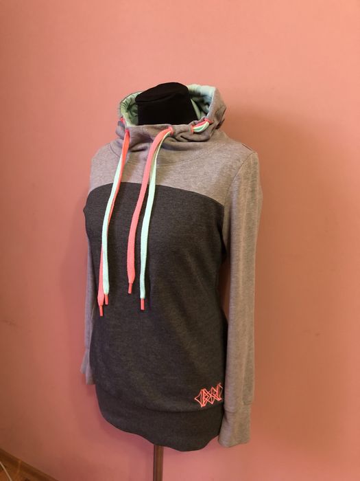 Худи для подросткас длинным рукавом в серых тонах р-р 44.