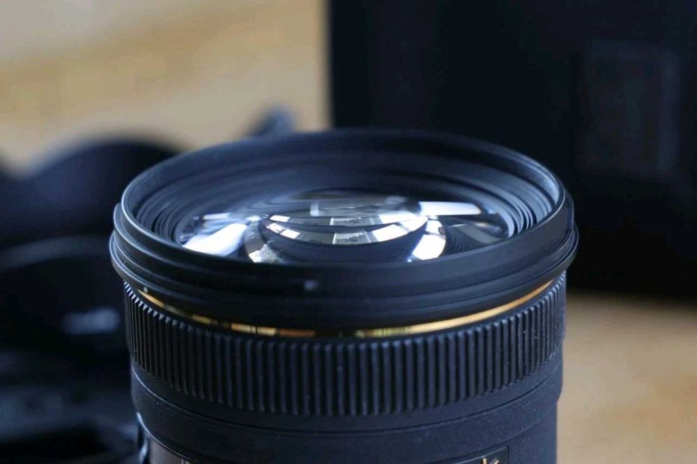 SIGMA 50MM F1.4 EX DG HSM canon EF [Full Frame]