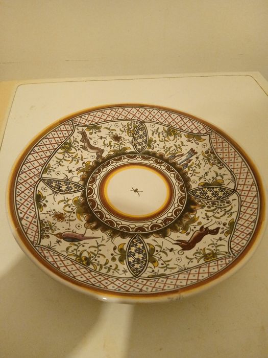 Prato de parede antigo