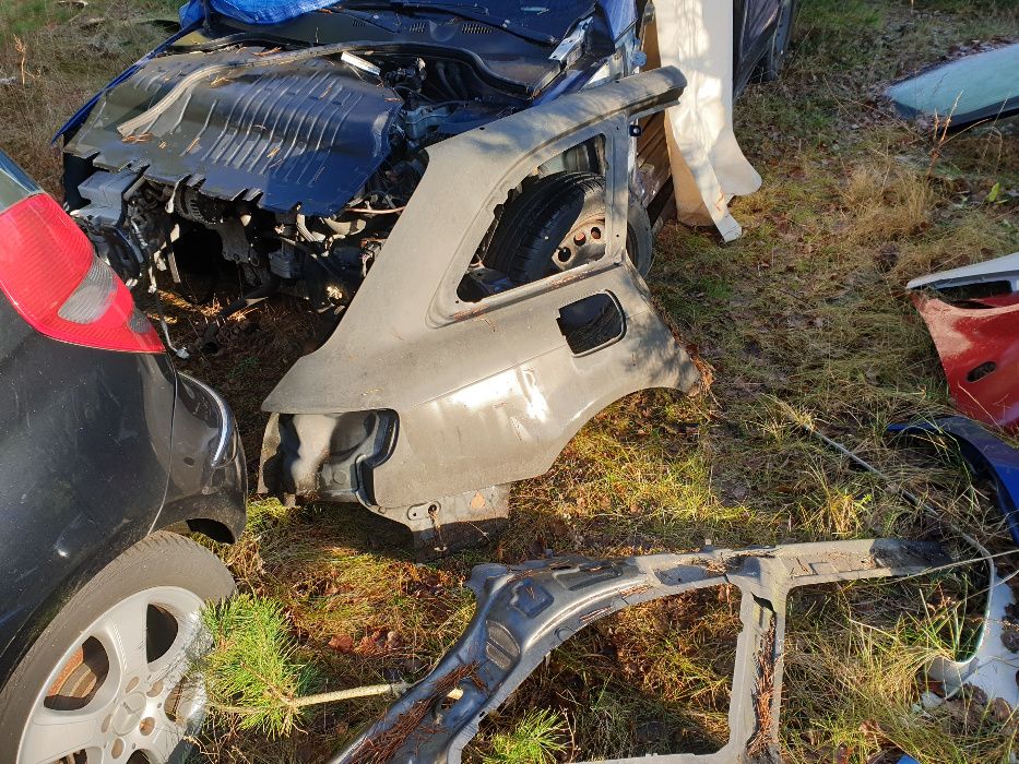 błotnik prawy tył audi a4 b8 kombi