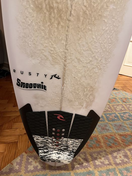 Prancha Rusty  6’0 35L - foi 5 vezes à agua
