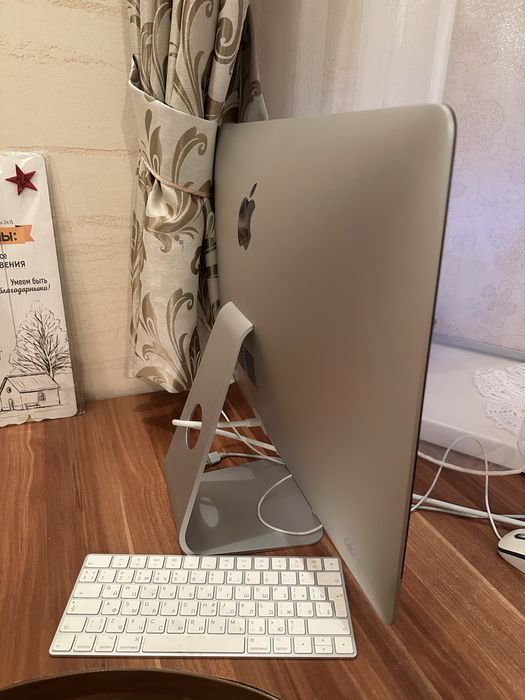 Apple iMac 2017 идеальное состояние