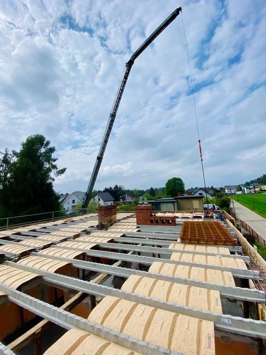 Usługi dźwigowe wysięg 30m, 1000kg. Ceny od 150zł/h