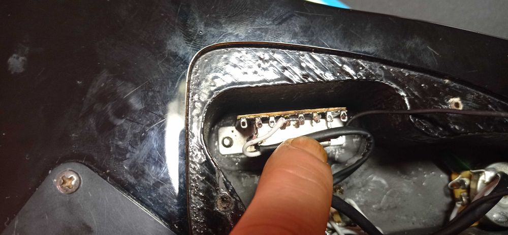 Serviços de setup guitarras eléctricas