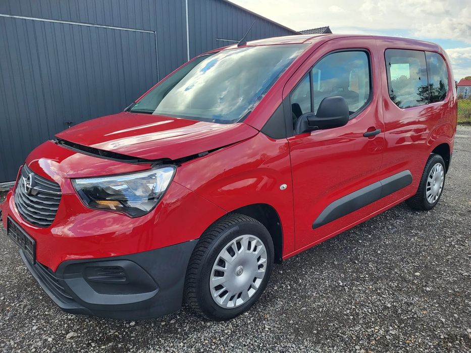 Opel Combo 1.2 turbo 110KM