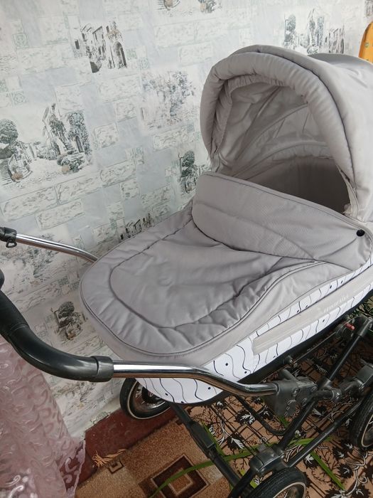 Продам коляску Roan Marita