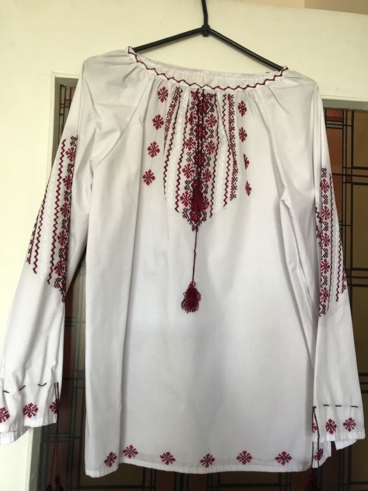 Вишиванка жіноча
