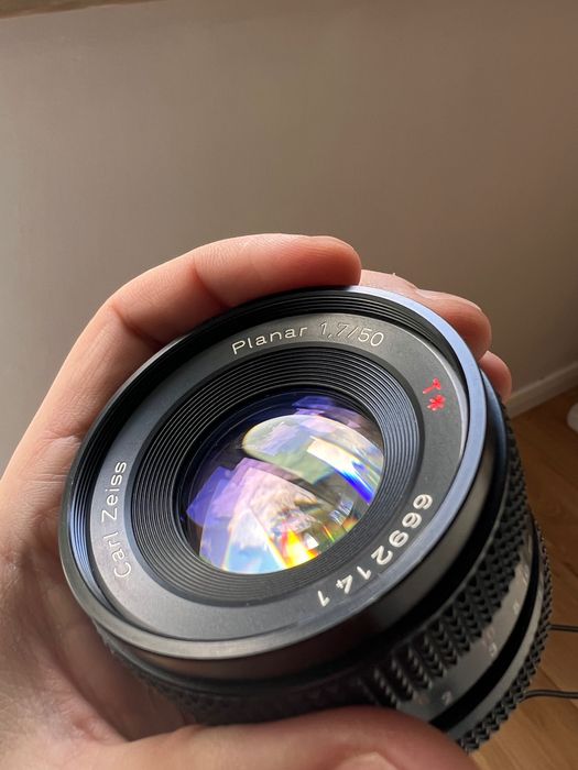 Carl Zeiss Planar 50mm 1.7 T* C/Y