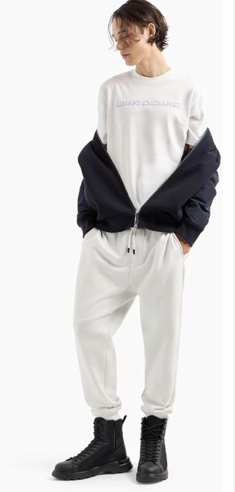 Нова футболка Armani Exchange розмір S regular plus textured logo