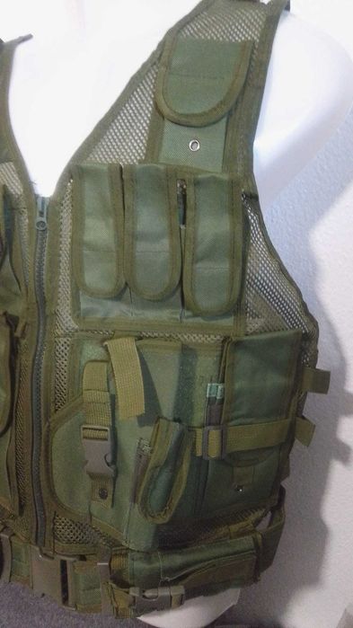 Colete Tático de Caça – Novo, Multibolsos Ajustável