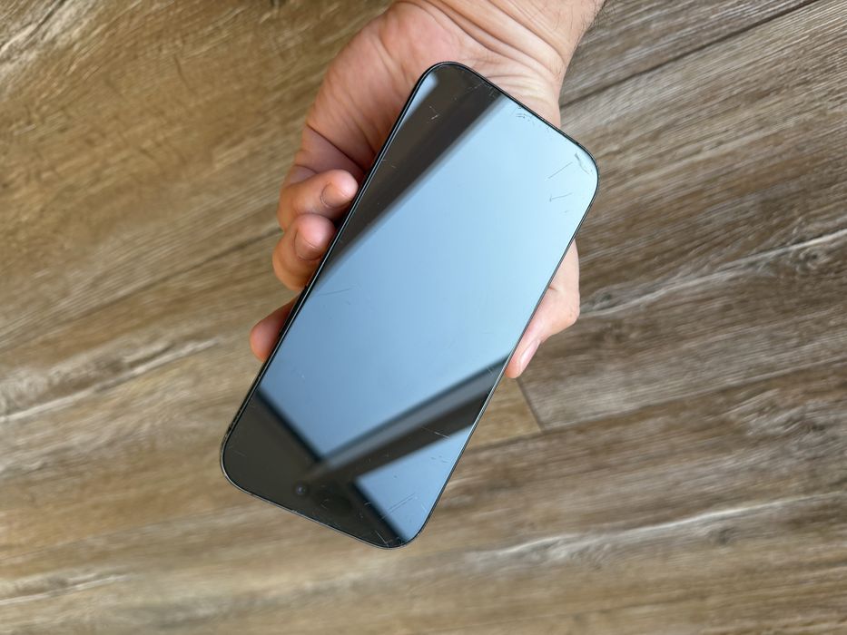 Iphone 16 Pro 128 Gb black titanium
