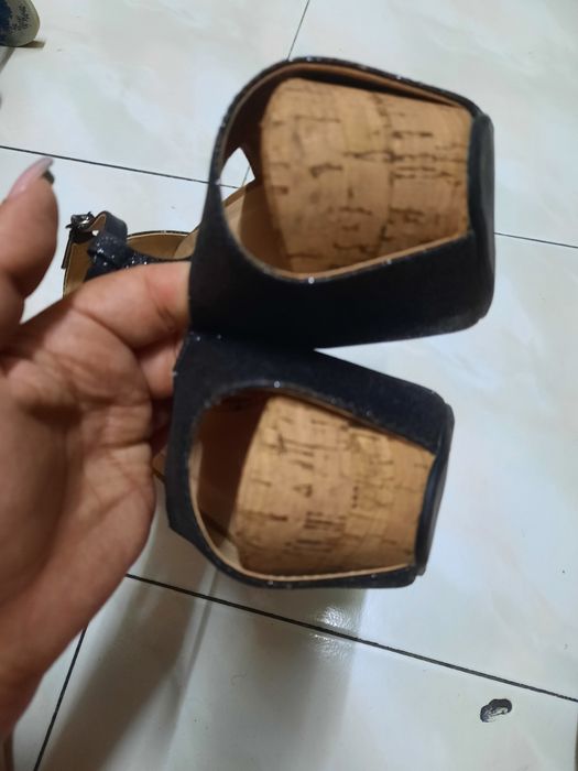 Sandálias salto alto