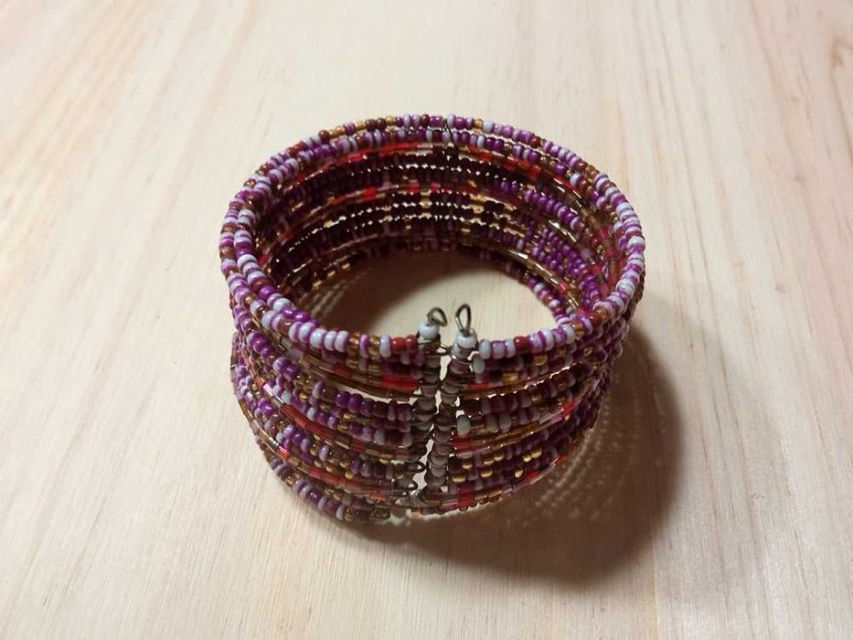 Pulseira Com Contas Roxas