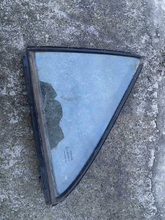 Заднее Стекло Тойота Камри 55
