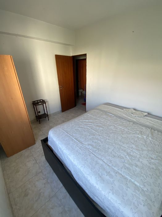 Quarto disponivel na Moita