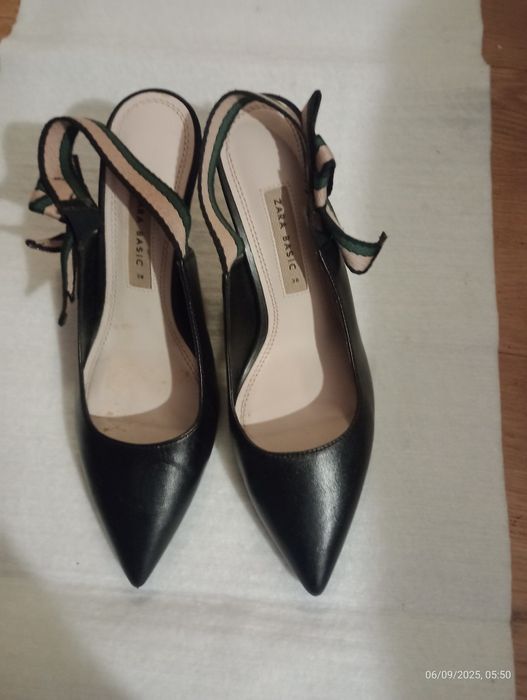 Босоніжки ZARA BASIC