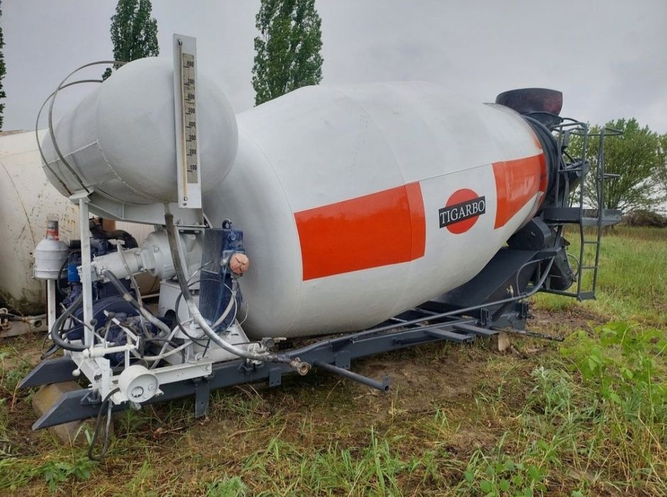 Автобетонозмішувач 9к