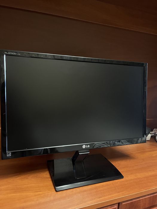 Монітор LG Flatron E2360S-PN (23”)