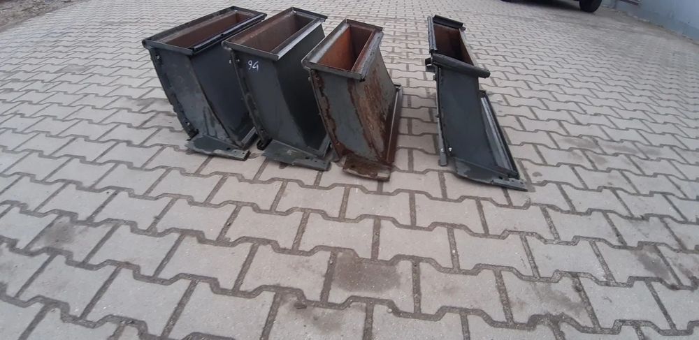 Tunel do trawy kanał wyrzutowy trawa gniotownik CLAAS JAGUAR 800 i 900