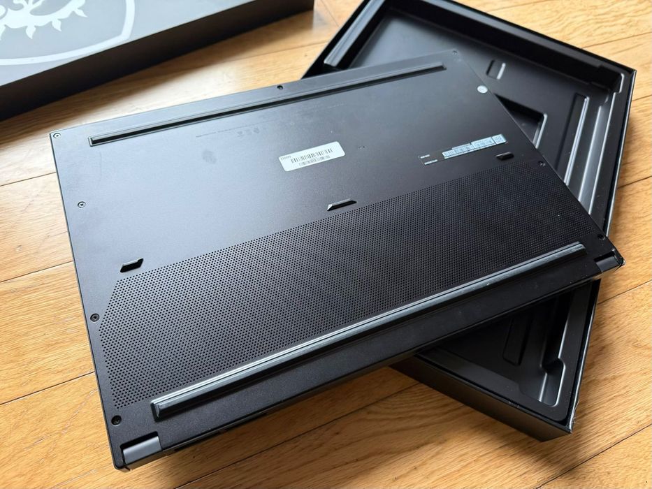 Portátil MSI 15.6" Stealth GS66 12UHS