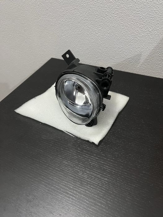 Farol de nevoeiro lado esquerdo para Audi A3/A4
