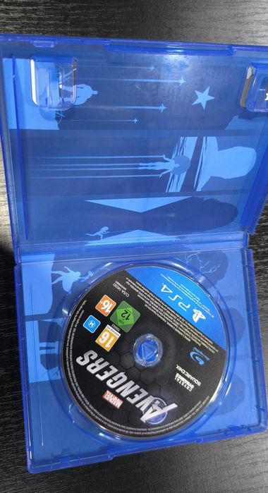 Marvel Avengers/Fifa 17 PlayStation 4