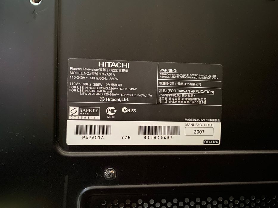 Телевізор Hitachi 42 дюйми (106 см)
