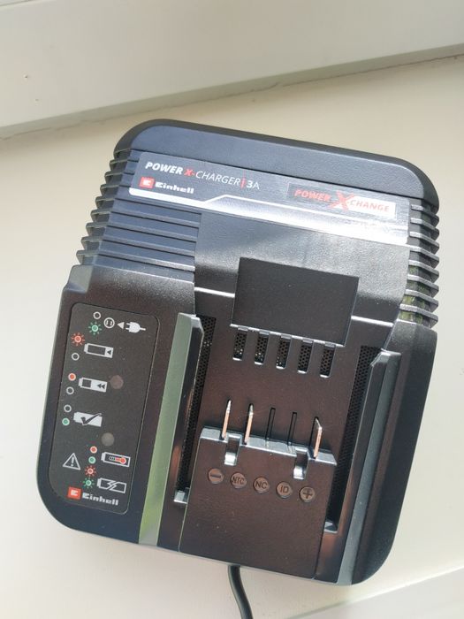 Зарядний пристрій Einhell 3A PXC