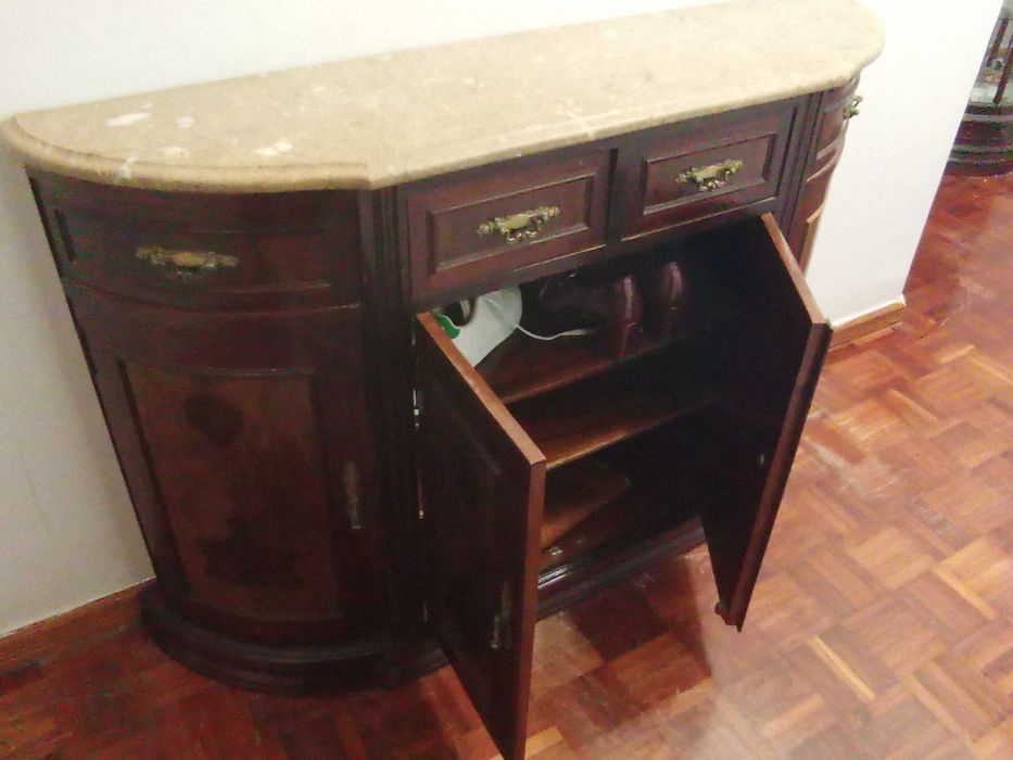 Mesa Sapateira em mogno com pedra Mármore